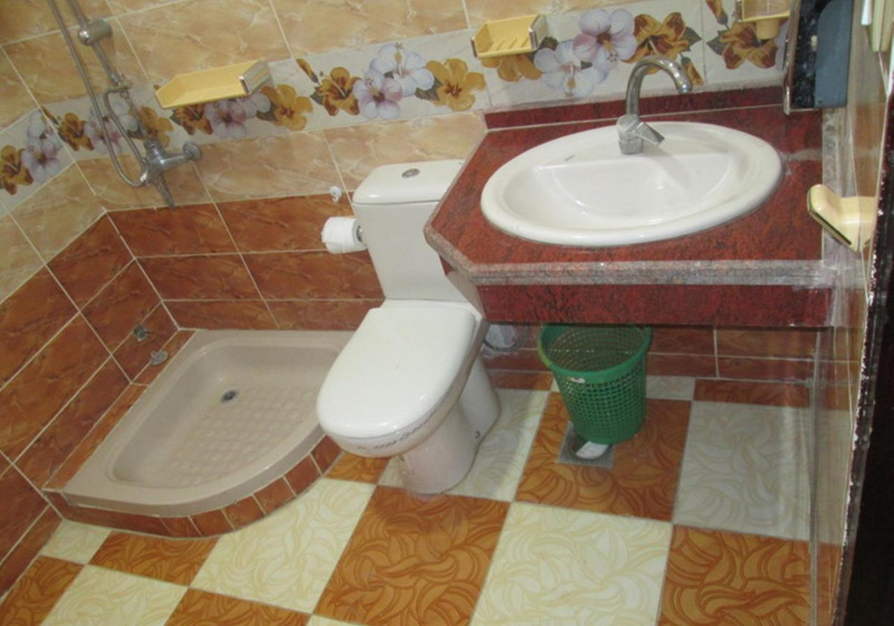 Mama Africa Apts & מלון דירות *