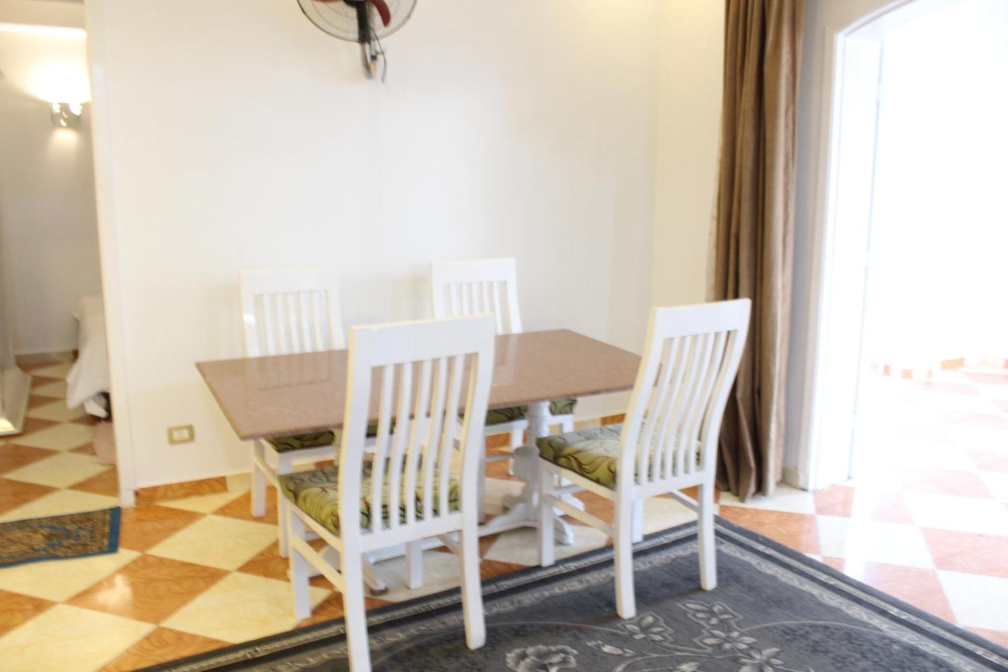 Mama Africa Apts & מלון דירות *