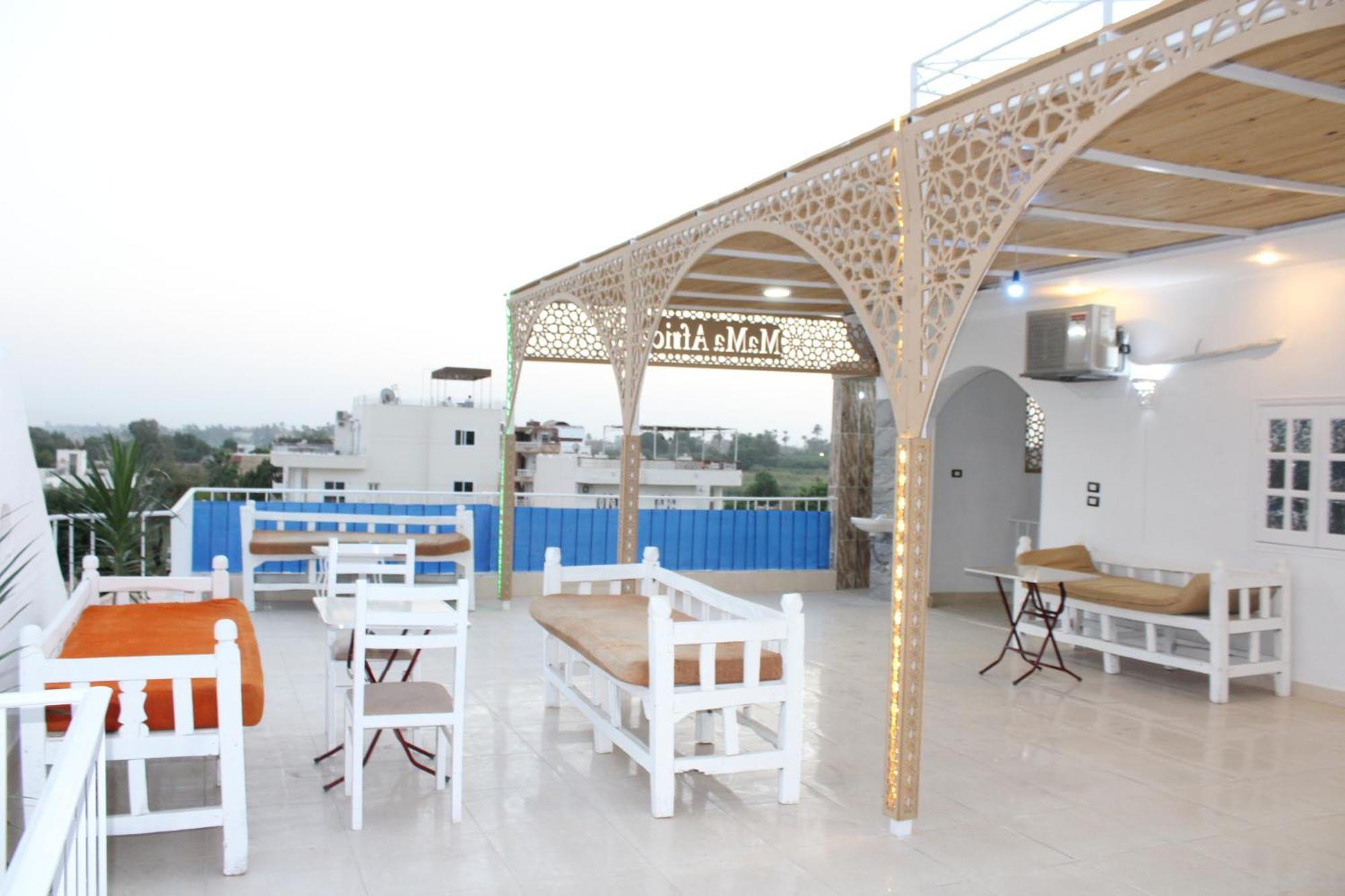 Mama Africa Apts & מלון דירות